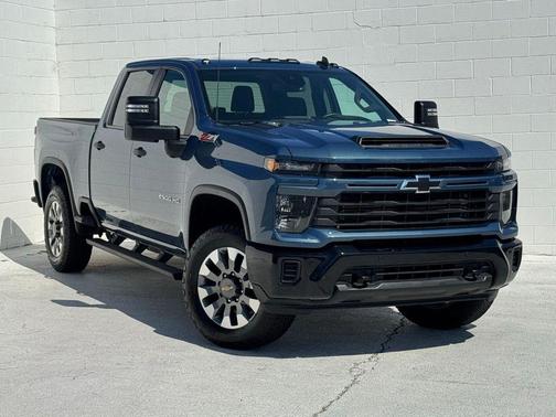 Lakeshore Blue Metallic 2025 Chevrolet Silverado 2500 Custom