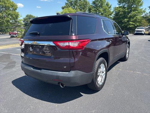Black Currant Metallic 2019 Chevrolet Traverse LT Cloth