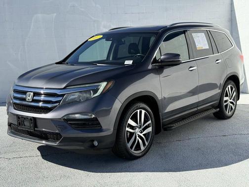 2017 Honda Pilot Touring