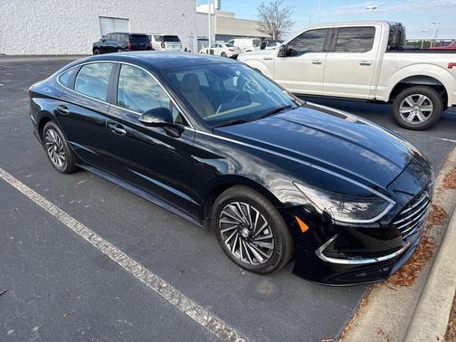 2023 Hyundai SONATA Hybrid Limited