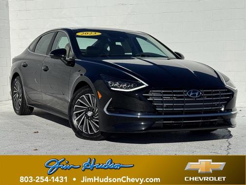 2023 Hyundai SONATA Hybrid Limited