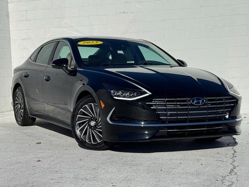 2023 Hyundai SONATA Hybrid Limited