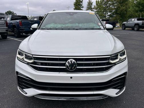 2024 Volkswagen Tiguan 2.0T SEL R-Line 4MOTION