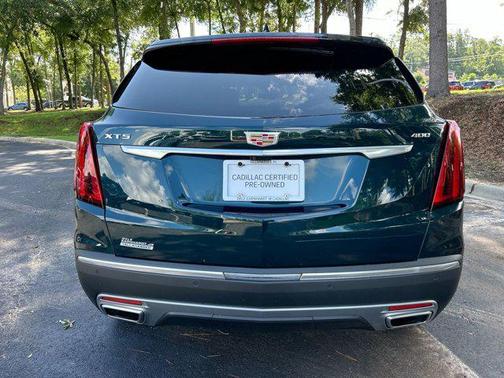 Emerald Lake Metallic 2025 Cadillac XT5 Premium Luxury