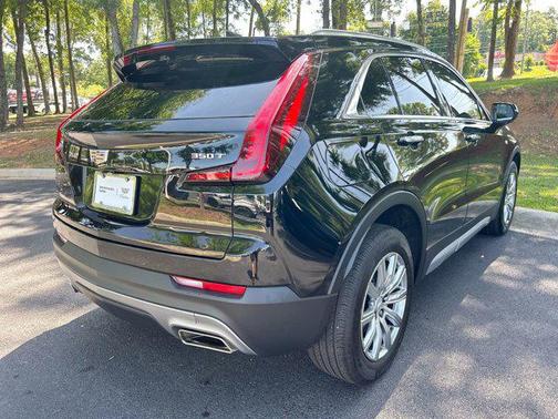 2022 Cadillac XT4 Premium Luxury