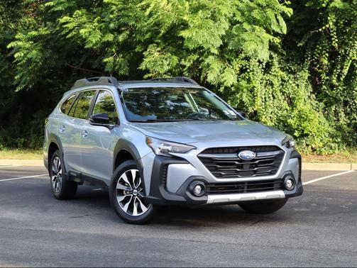 Ice Silver Metallic 2024 Subaru Outback Limited