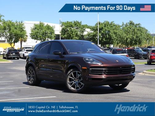 MAHOGANY METALLIC [BROWN] 2022 Porsche Cayenne Cayenne