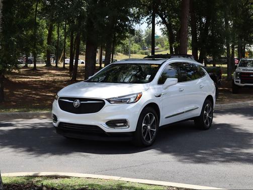 White Frost Tricoat 2021 Buick Enclave FWD Essence