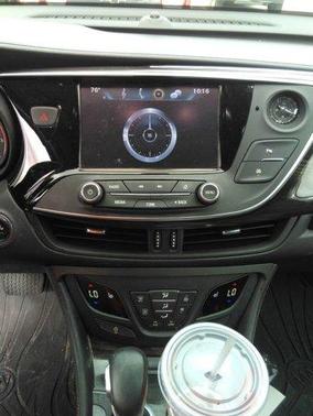Photo 5 of 7 of 2019 Buick Envision Essence