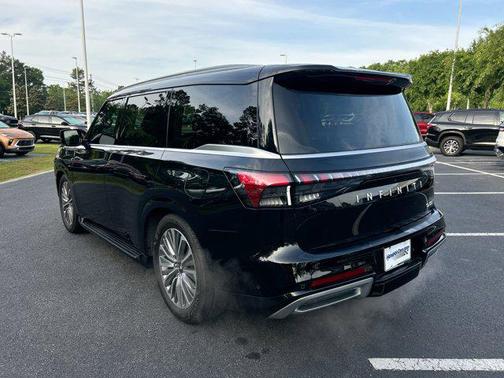 2025 INFINITI QX80 SENSORY AWD