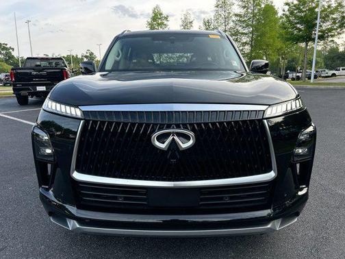 2025 INFINITI QX80 SENSORY AWD