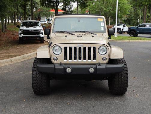 Mojave Sand Clearcoat 2016 Jeep Wrangler Unlimited Sahara