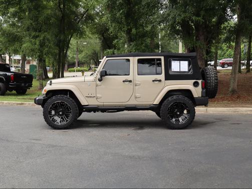 Mojave Sand Clearcoat 2016 Jeep Wrangler Unlimited Sahara
