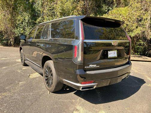 2024 Cadillac Escalade ESV Premium Luxury