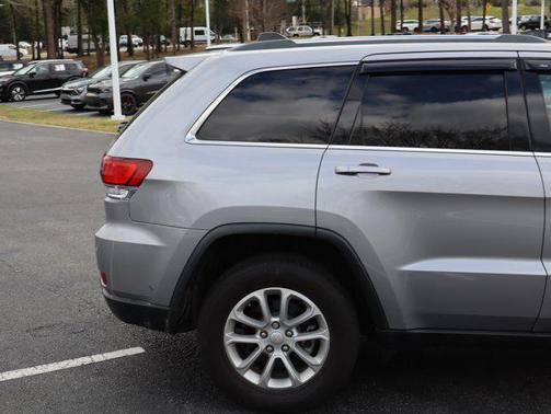 2021 Jeep Grand Cherokee Laredo