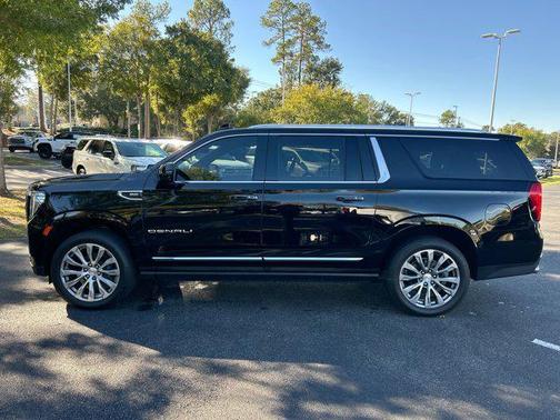 Onyx Black 2021 GMC Yukon XL Denali