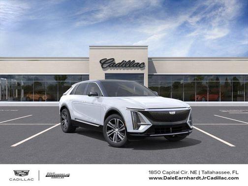 Vibrant White Tricoat 2026 Cadillac LYRIQ Luxury