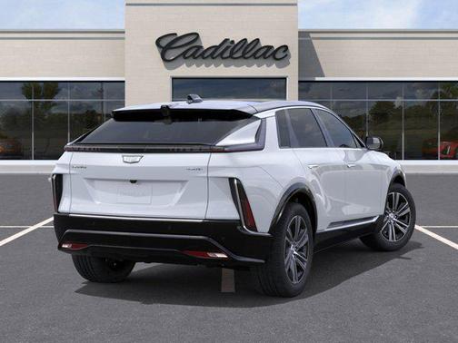 Vibrant White Tricoat 2026 Cadillac LYRIQ Luxury
