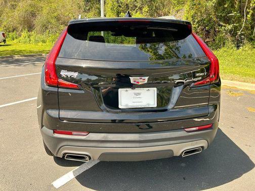Stellar Black Metallic 2023 Cadillac XT4 Premium Luxury