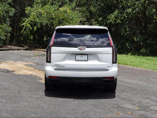 Crystal White Tricoat 2021 Cadillac Escalade Sport