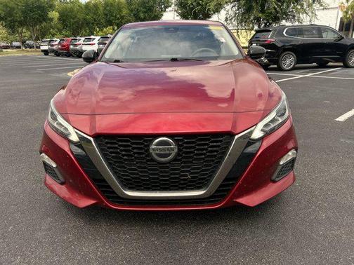 2020 Nissan Altima SR FWD