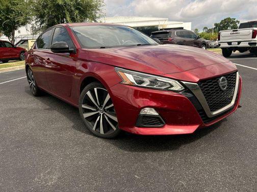 2020 Nissan Altima SR FWD