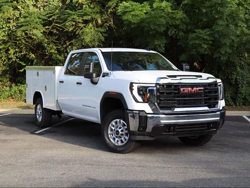 Summit White 2026 GMC Sierra 2500 Pro
