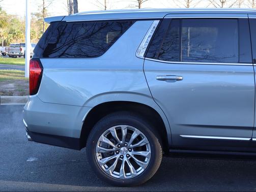 Sterling Metallic 2024 GMC Yukon Denali