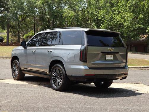 Argent Silver Metallic 2026 Cadillac Escalade Sport Platinum