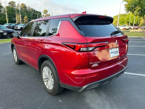 2022 Mitsubishi Outlander ES 2.5 2WD