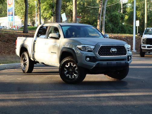 Cement 2019 Toyota Tacoma TRD Off Road