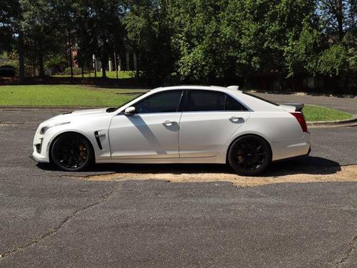Crystal White Tricoat 2016 Cadillac CTS-V Base