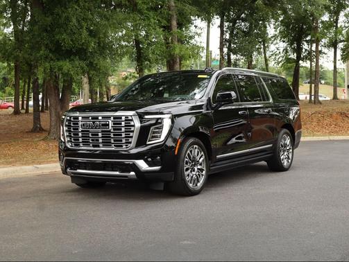 Onyx Black 2025 GMC Yukon XL Denali