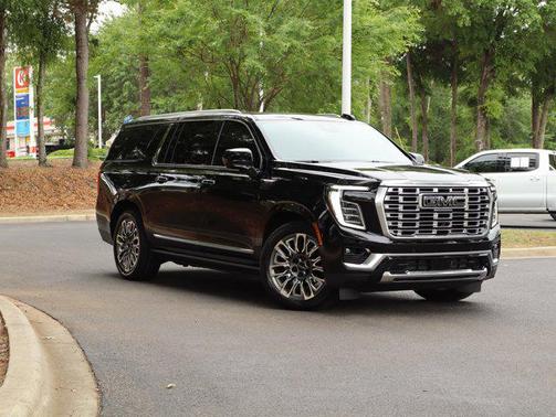 Onyx Black 2025 GMC Yukon XL Denali