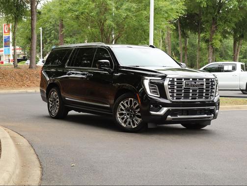 Onyx Black 2025 GMC Yukon XL Denali