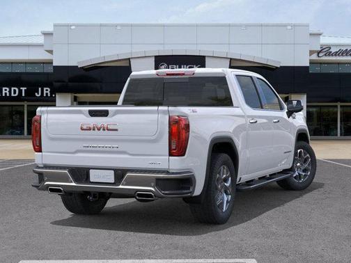 Glacier White Tricoat 2026 GMC Sierra 1500 SLT
