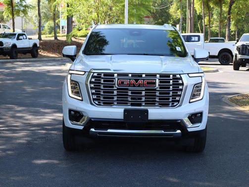 White Frost Tricoat 2025 GMC Yukon Denali