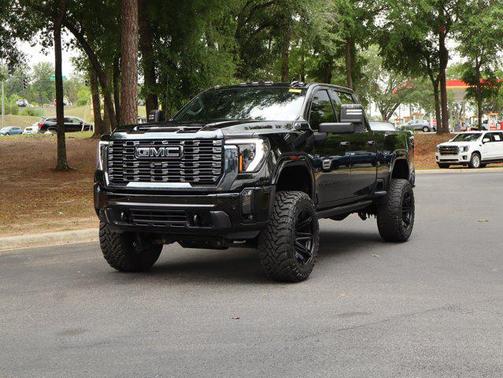 Onyx Black 2024 GMC Sierra 2500 Denali Ultimate