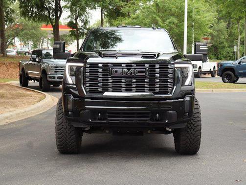 Onyx Black 2024 GMC Sierra 2500 Denali Ultimate