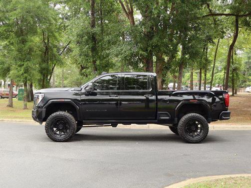 Onyx Black 2024 GMC Sierra 2500 Denali Ultimate