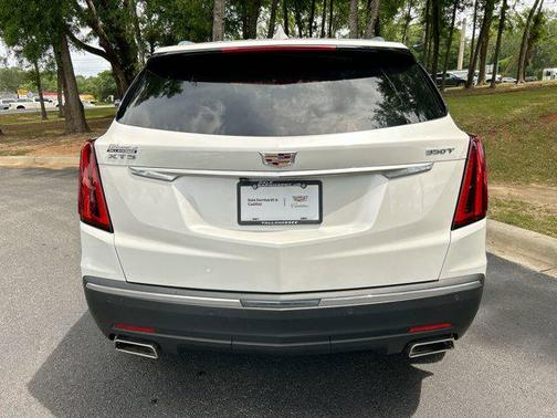 2022 Cadillac XT5 Luxury
