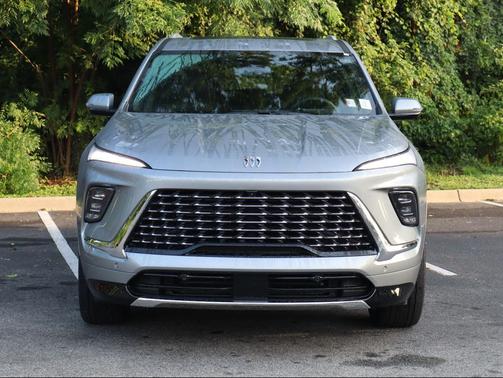 moonstone gray metallic 2026 Buick Enclave Avenir FWD