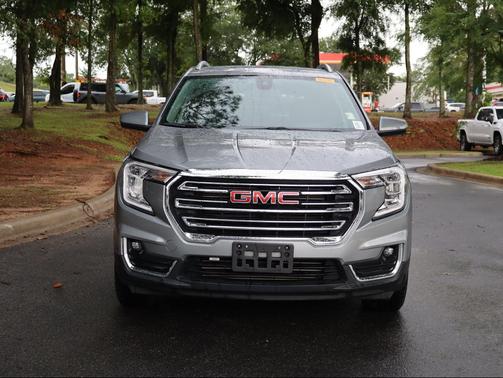 Sterling Metallic 2023 GMC Terrain SLT