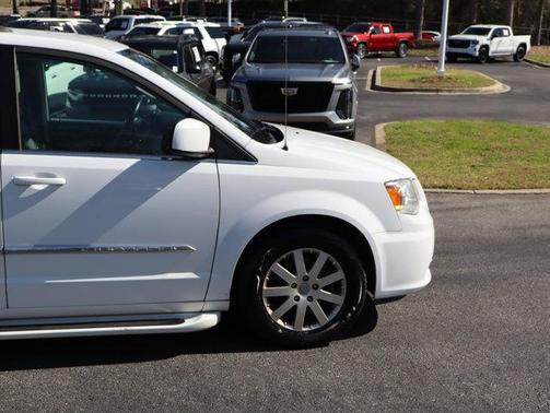 2014 Chrysler Town & Country Touring