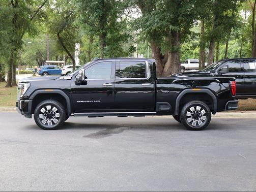 Onyx Black 2025 GMC Sierra 2500 Denali