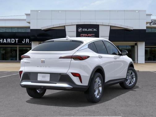 Summit White 2026 Buick Envista Preferred FWD