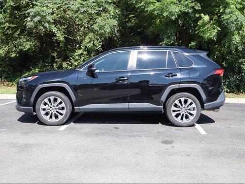 Midnight Black Metallic 2022 Toyota RAV4 XLE Premium
