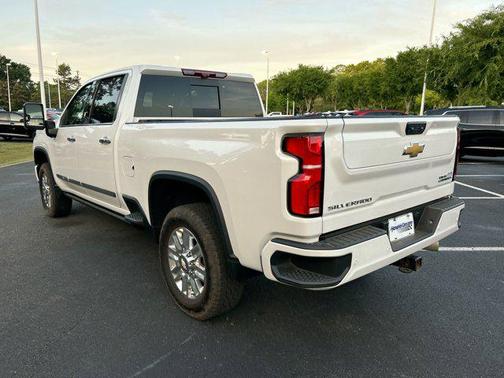 2025 Chevrolet Silverado 2500 High Country