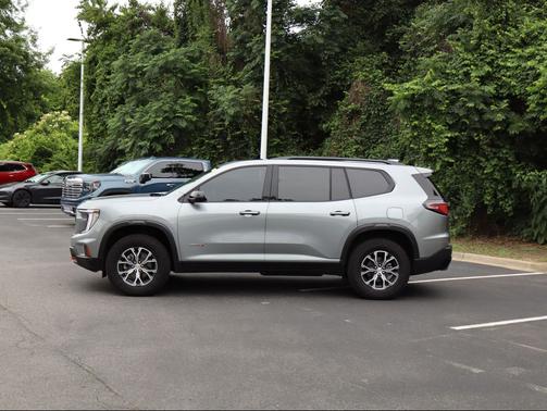 Sterling Metallic 2025 GMC Acadia AWD AT4