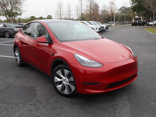 2024 Tesla Model Y Long Range Dual Motor All-Wheel Drive